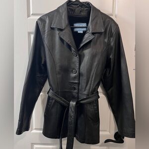 Dona Michi: Women’s Italian Leather Coat / Size Medium: Black/ Great Condition